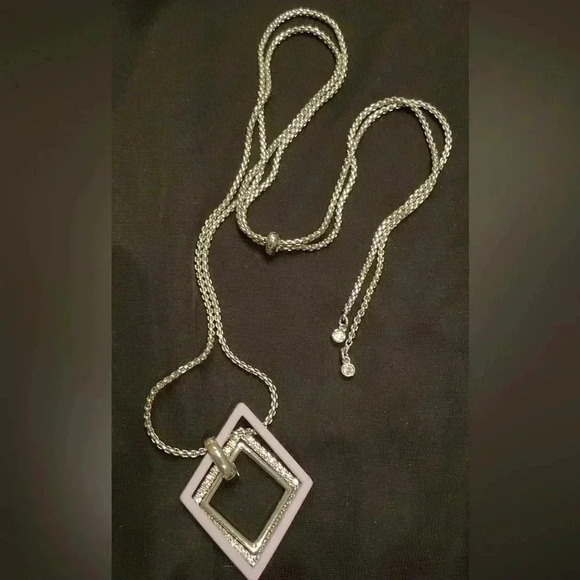 Silver Layered Diamond Shape Necklace. NWOT - Picture 3 of 4